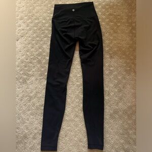 Black lululemon leggings size 0 or 2 (i think zero) brand new never worn